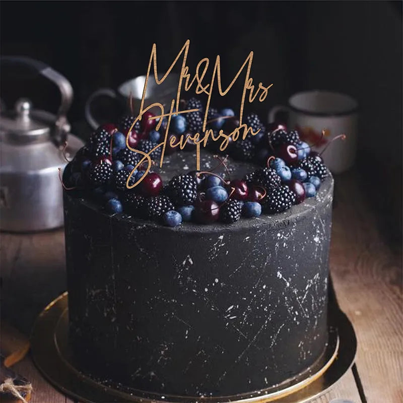 Elegant Cake Toppers for Wedding Cakes – 8 Design Options