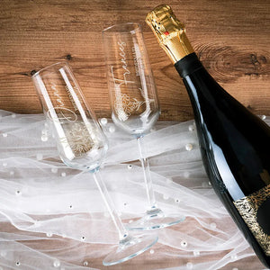 Personalized Champagne Flute with Bridesmaid's Birth Flower - GiftShire