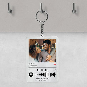 Spotify Music Player Keychain with Custom Photo For Couples - GiftShire