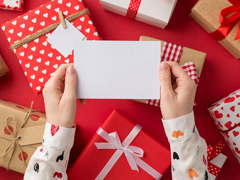 What Should You Write on Your Personalized Gift Card? - GiftShire