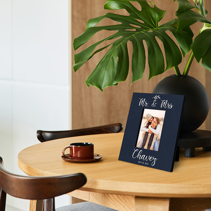 Custom Picture Frames for Couples – Gift for Valentine’s Day
