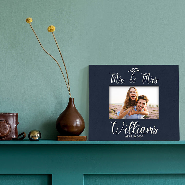 Custom Picture Frames for Couples – Gift for Valentine’s Day