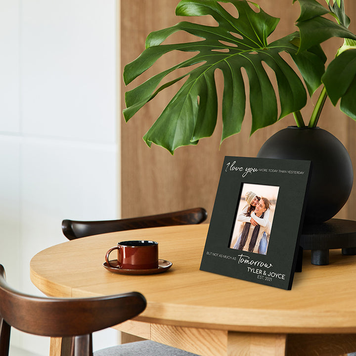 Custom Picture Frames for Couples – Gift for Valentine’s Day