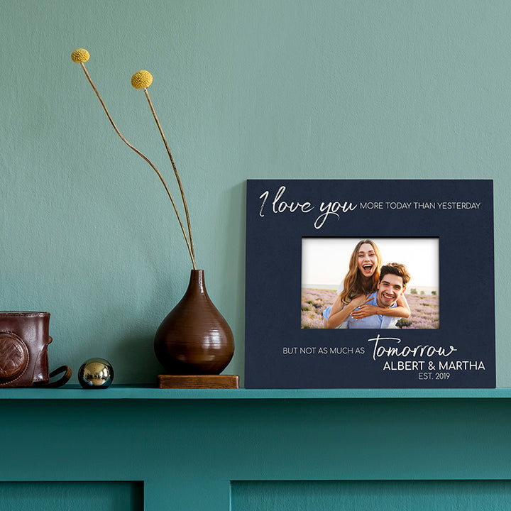 Custom Picture Frames for Couples – Gift for Valentine’s Day
