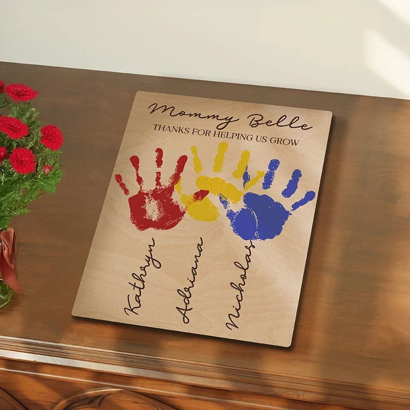 DIY Hand Painted Mom Sign - Kids Name Engraved - GiftShire