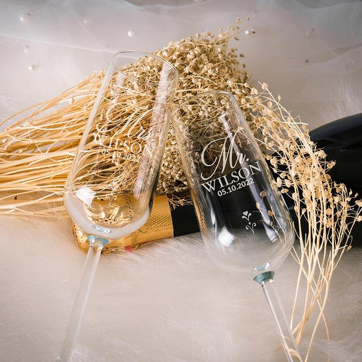 Mr and Mrs Champagne Flutes - GiftShire
