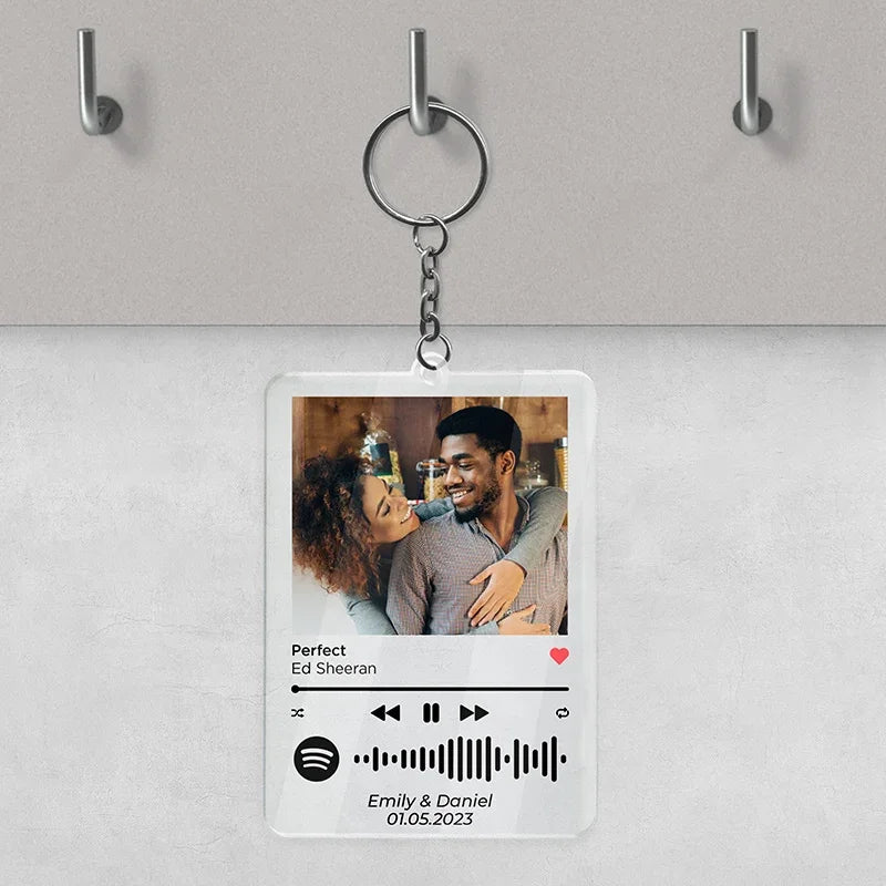 Spotify Music Player Keychain with Custom Photo For Couples - GiftShire